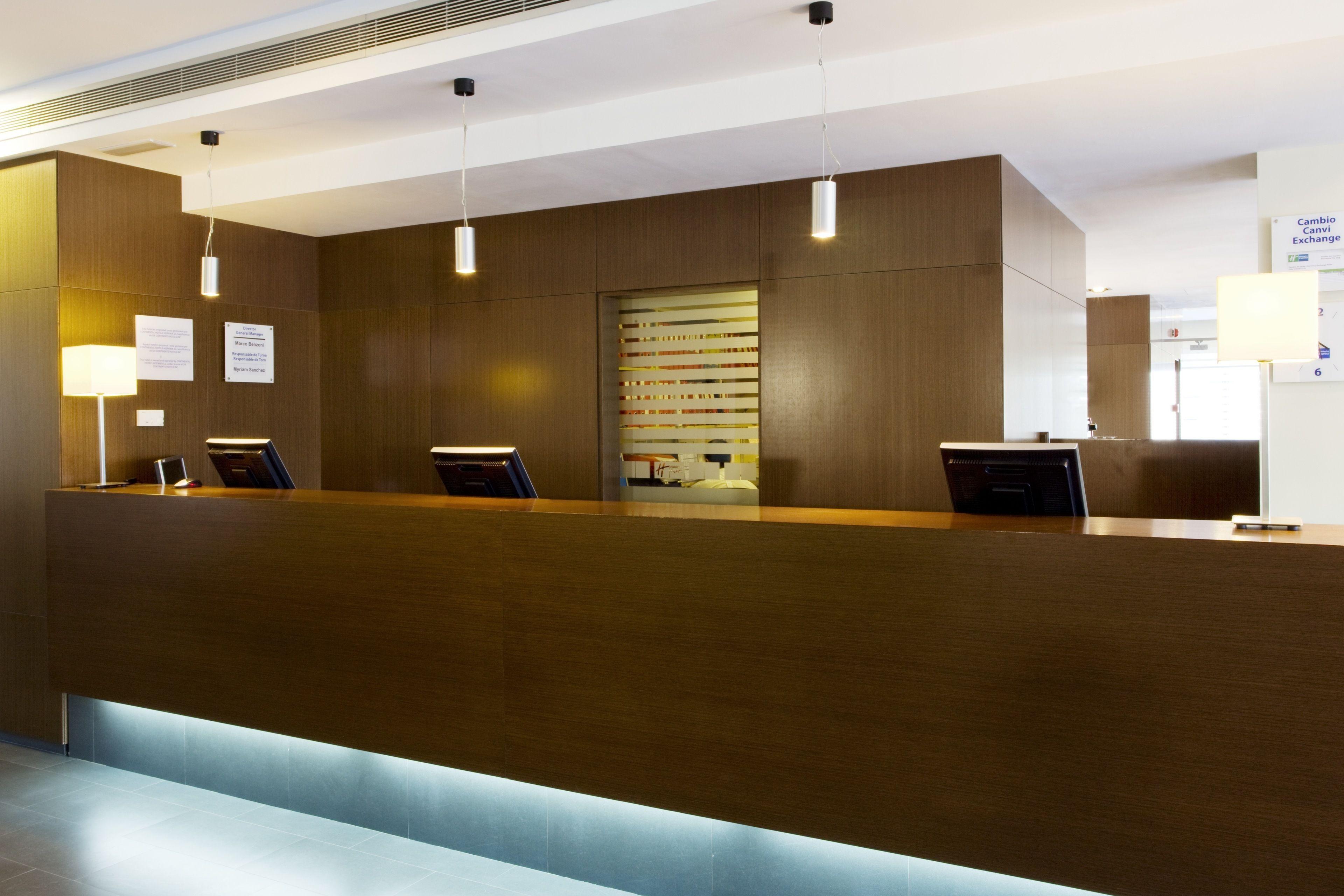 Holiday Inn Express Barcelona City 22@ By Ihg — Fotos 2